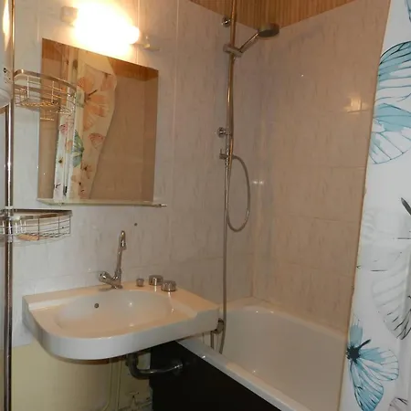2 Pieces, 5 Couchages, Proche Plage, Parking Privatif شقة بورم لي ميموزا